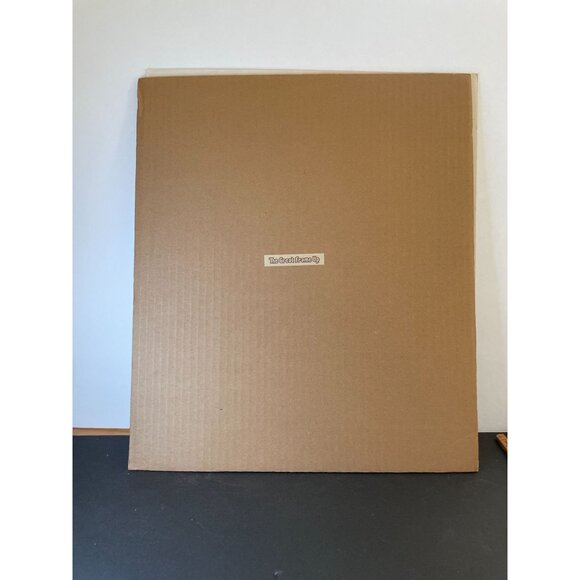 Floral Acrylic Painting On Silk With Beige Matting 14" X 18" Signed By Artist Vi - Picture 11 of 11